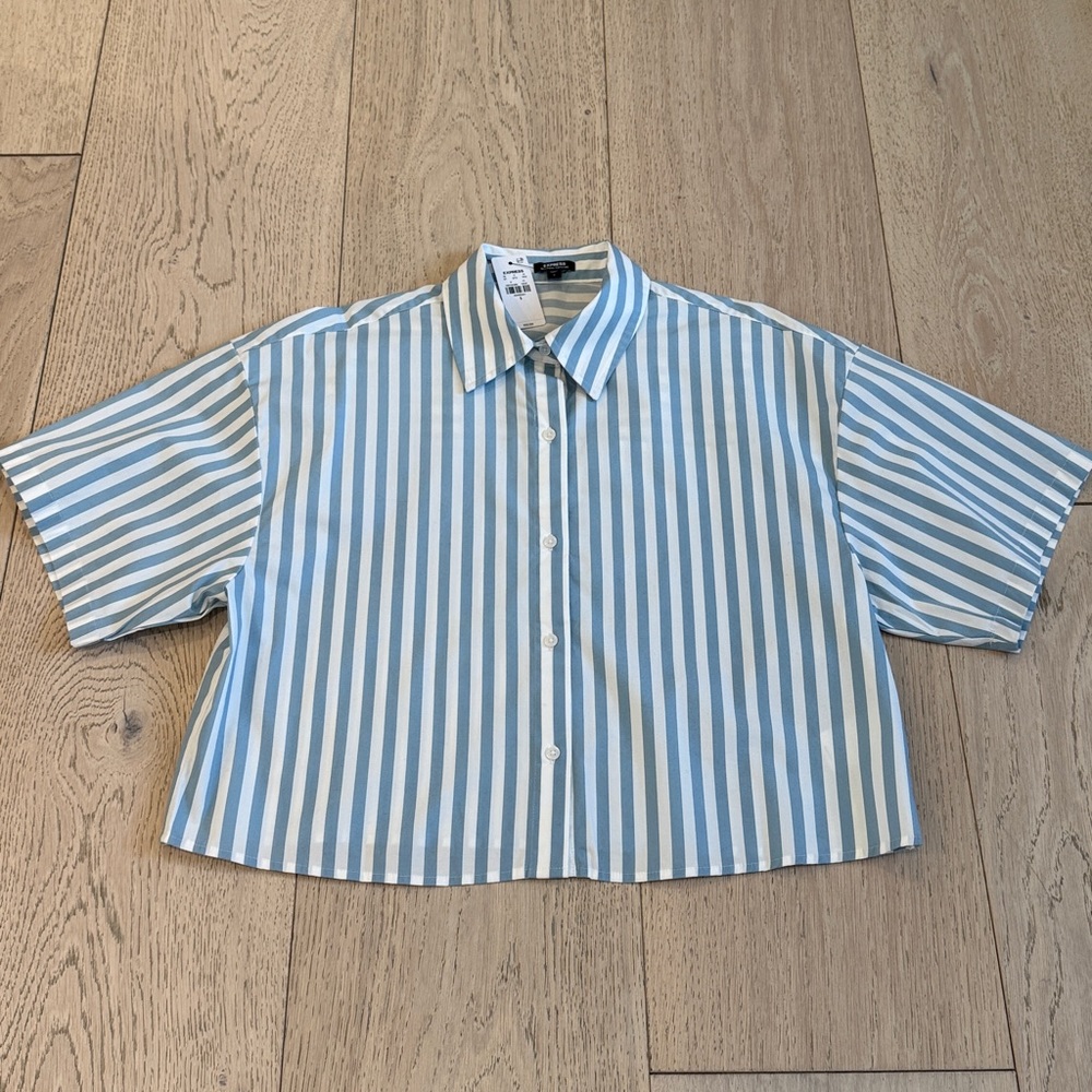Express Stretch Cotton Poplin Stripped Short Sleeve Cropped Button Down Shirt - Picture 3 of 13